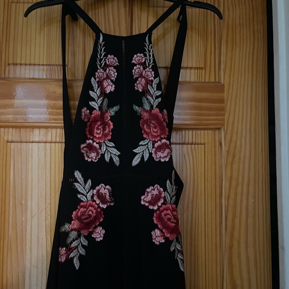 Ava & Ever Maxi Dress - Picture 3 of 6